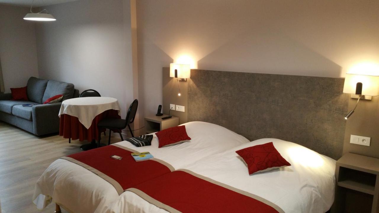 Logis - Hotel Restaurant La Sapiniere Wisques 외부 사진